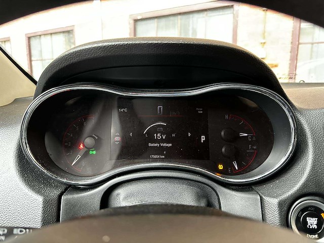 Dodge durango sxt 4x4 v6 24v vvt flex fuel 295pk 2014 7-persoons - afbeelding 18 van  42
