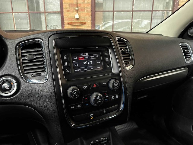 Dodge durango sxt 4x4 v6 24v vvt flex fuel 295pk 2014 7-persoons - afbeelding 11 van  26