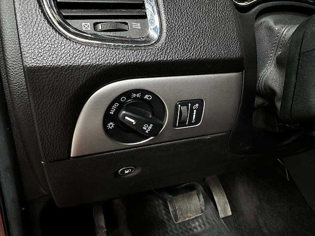 Dodge durango sxt 4x4 v6 24v vvt flex fuel 295pk 2014 7-persoons - afbeelding 8 van  17