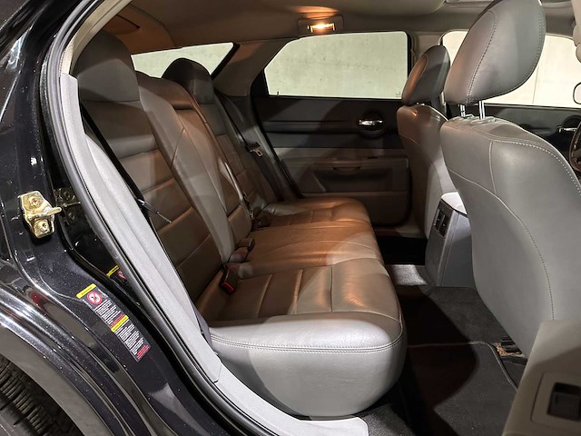 Dodge magnum r/t 5.7 v8 ghost challenger hemi hellcat 350pk 2005, t-140-bv - afbeelding 36 van  42