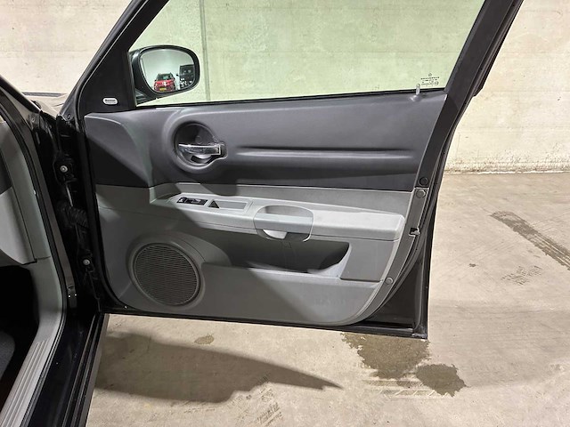 Dodge magnum r/t 5.7 v8 ghost challenger hemi hellcat 350pk 2005, t-140-bv - afbeelding 30 van  42