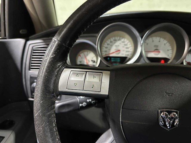 Dodge magnum r/t 5.7 v8 ghost challenger hemi hellcat 350pk 2005, t-140-bv - afbeelding 18 van  42