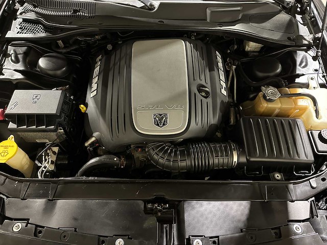 Dodge magnum r/t 5.7 v8 ghost challenger hemi hellcat 350pk 2005, t-140-bv - afbeelding 31 van  42