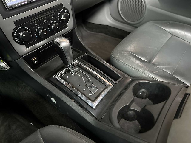 Dodge magnum rt hemi 5.7 v8 380pk 2005 - youngtimer - afbeelding 19 van  39