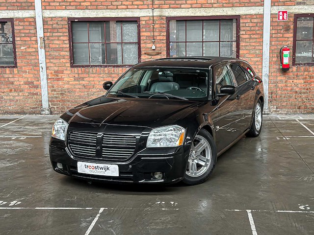 Dodge magnum rt hemi 5.7 v8 380pk 2005 - youngtimer - afbeelding 23 van  39