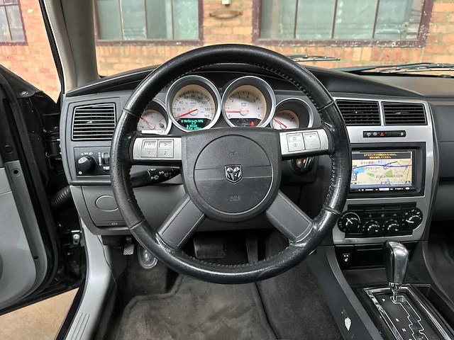 Dodge magnum rt hemi 5.7 v8 380pk 2005 - youngtimer - afbeelding 10 van  39