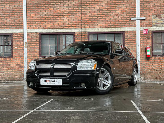 Dodge magnum rt hemi 5.7 v8 380pk 2005 - youngtimer - afbeelding 1 van  39