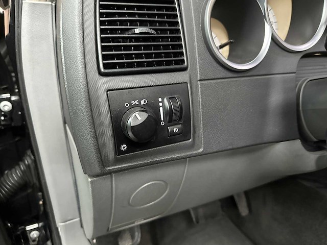 Dodge magnum rt hemi 5.7 v8 380pk 2005 - youngtimer - afbeelding 13 van  39