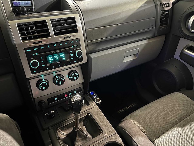 Dodge nitro 2.8 crd, 45-vvr-8 - afbeelding 3 van  14