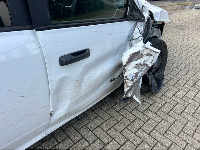 Dodge ram - 1500 5.7 v8 - 4x4 - cc big h. - bedrijfswagen - 2022 - afbeelding 2 van  17