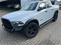 Dodge ram - 1500 5.7 v8 - 4x4 - cc big h. - bedrijfswagen - 2022 - afbeelding 14 van  17