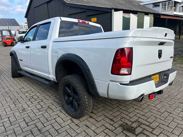 Dodge ram - 1500 5.7 v8 - 4x4 - cc big h. - bedrijfswagen - 2022 - afbeelding 16 van  17