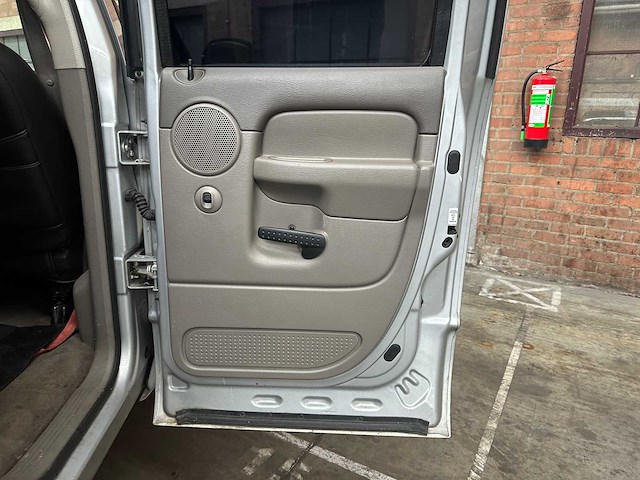 Dodge ram 1500 4.7l v8 magnum 243pk 2002, vsz-46-z - afbeelding 39 van  44