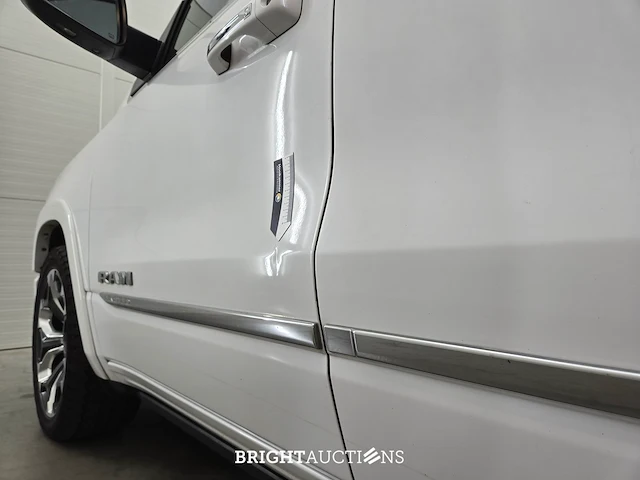 Dodge ram 1500 4x4 crew cab limited 5.7 v8 402pk 2019 (origineel-nl), vbv-05-l - afbeelding 38 van  47