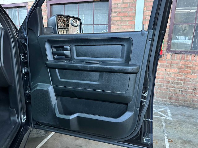 Dodge ram 1500 5.7 hemi v8 2018 6-persoons - afbeelding 30 van  39