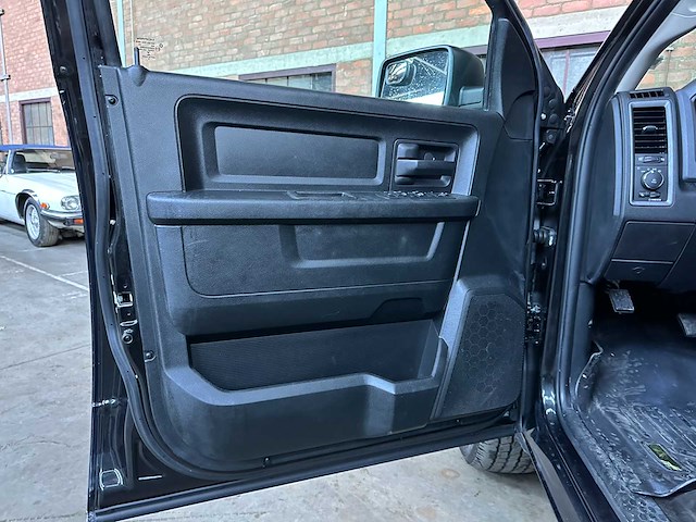Dodge ram 1500 5.7 hemi v8 2018 6-persoons - afbeelding 19 van  39