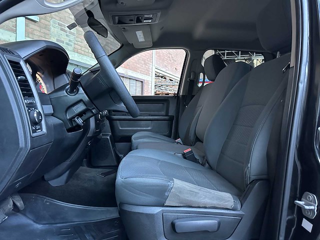 Dodge ram 1500 5.7 hemi v8 2018 6-persoons - afbeelding 20 van  39