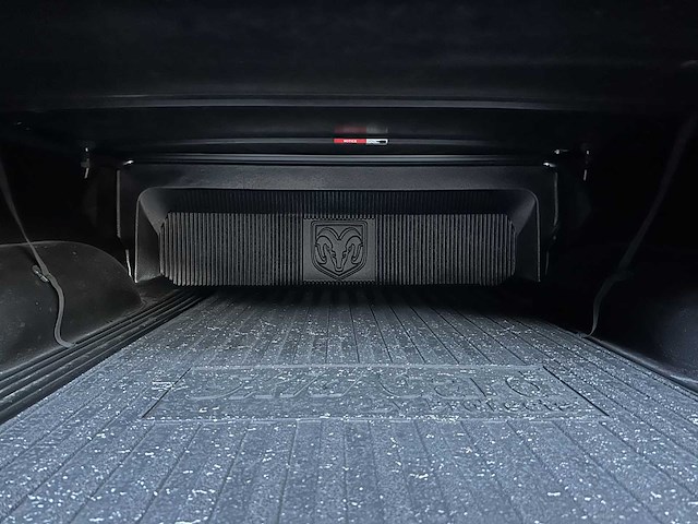 Dodge ram 1500 5.7 hemi v8 2018 6-persoons - afbeelding 25 van  39