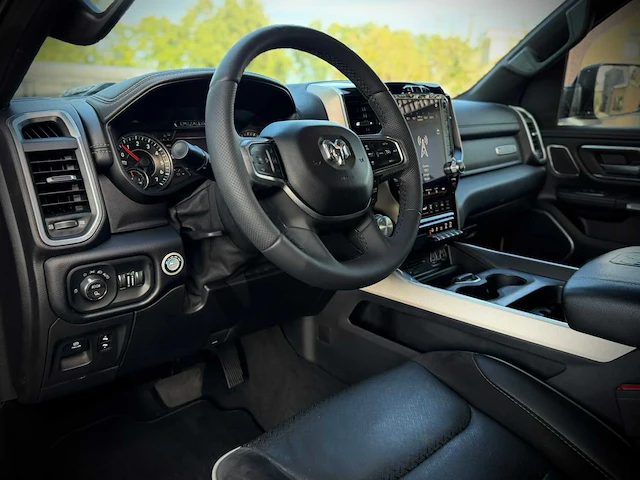 Dodge ram 1500 5.7 v8 4x4 cc laram., vdj-87-s - afbeelding 2 van  24