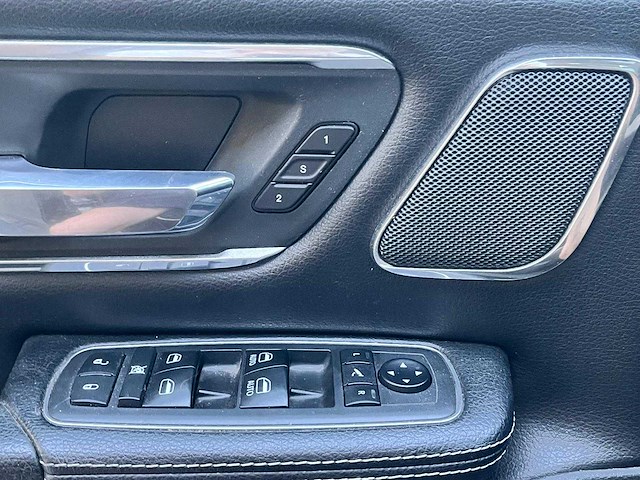 Dodge ram 1500 5.7 v8 4x4 cc limit., automaat, vdb-85-j - afbeelding 3 van  21