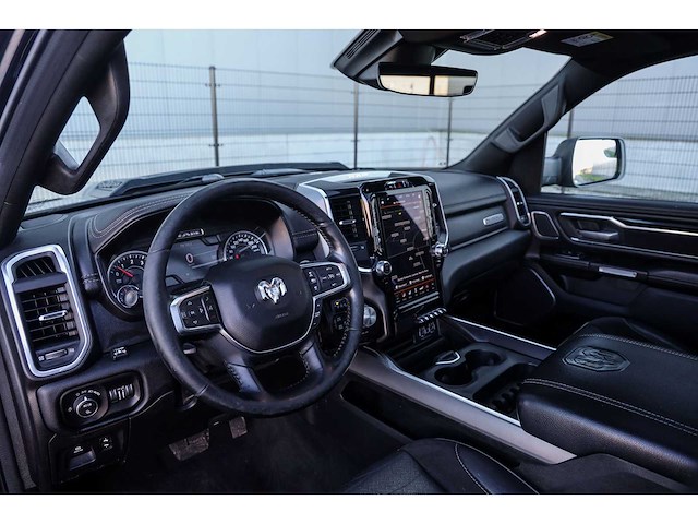 Dodge ram 1500 5.7 v8 4x4 crew cab laramie 2019 lpg - afbeelding 14 van  50