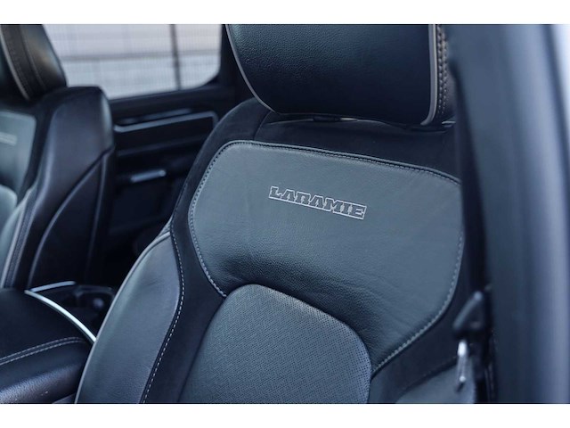 Dodge ram 1500 5.7 v8 4x4 crew cab laramie 2019 lpg - afbeelding 18 van  50