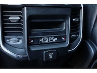 Dodge ram 1500 5.7 v8 4x4 crew cab laramie 2019 lpg - afbeelding 38 van  50
