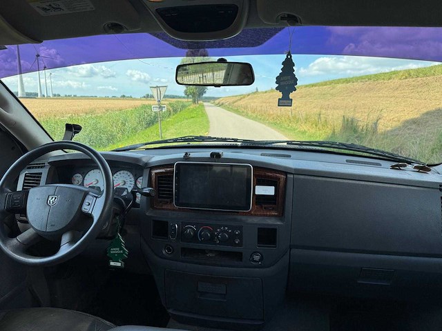 Dodge ram 1500 5.7 v8 4x4 qc 6'4 6- 6-vdg-01 - afbeelding 21 van  21