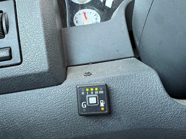 Dodge ram 1500 5.7 v8 4x4 qc 6'4 6- 6-vdg-01 - afbeelding 14 van  21