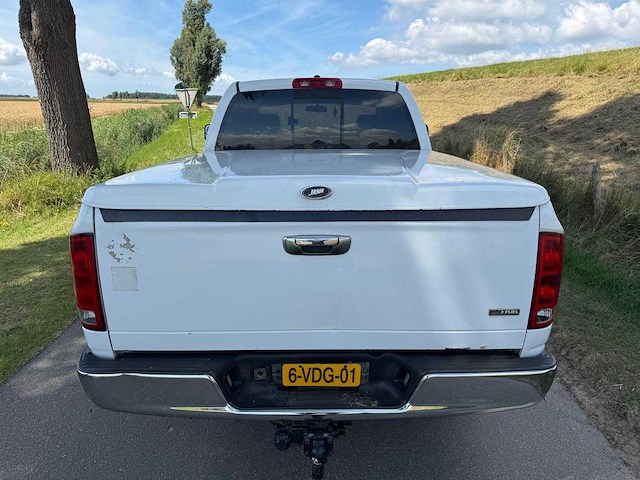 Dodge ram 1500 5.7 v8 4x4 qc 6'4 6- 6-vdg-01 - afbeelding 18 van  21