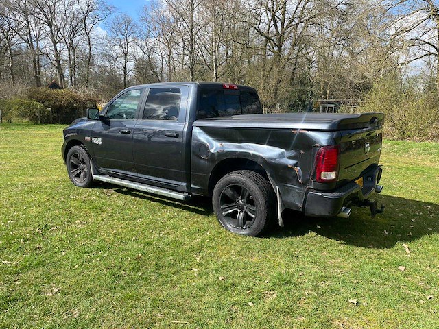 Dodge ram 1500 5.7 v8 qc 6'4 bedrijfswagen - afbeelding 5 van  9