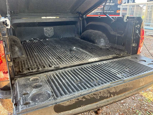 Dodge ram 1500 5.7 v8 qc 6'4 bedrijfswagen - afbeelding 15 van  25