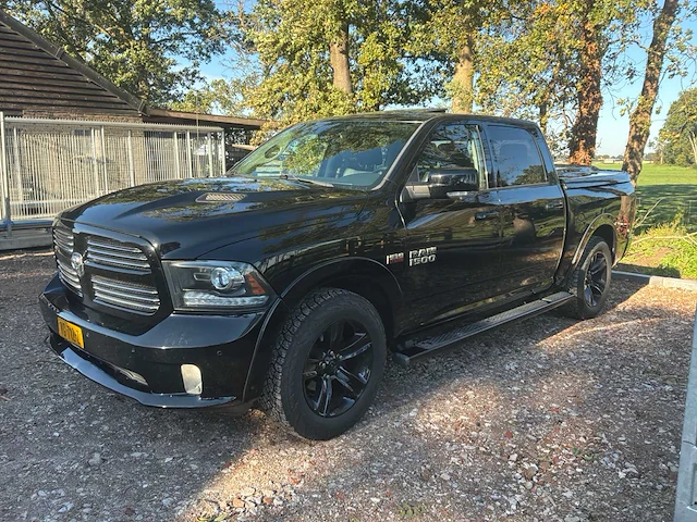 Dodge ram 1500 5.7 v8 qc 6'4 bedrijfswagen - afbeelding 23 van  25