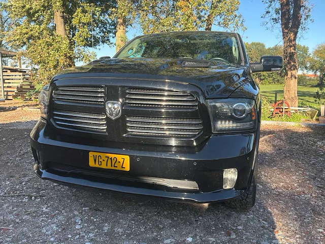 Dodge ram 1500 5.7 v8 qc 6'4 bedrijfswagen - afbeelding 24 van  25