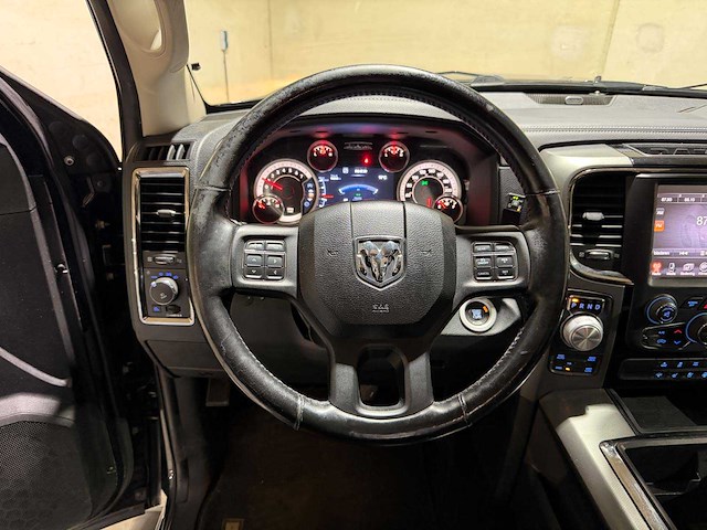 Dodge ram 1500 5.7 v8 quad cab 6'4 401pk 2015 (origineel-nl), vn-540-b bedrijfswagen - afbeelding 20 van  49