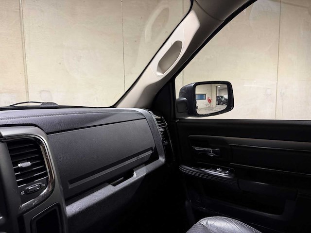 Dodge ram 1500 5.7 v8 quad cab 6'4 401pk 2015 (origineel-nl), vn-540-b bedrijfswagen - afbeelding 31 van  49