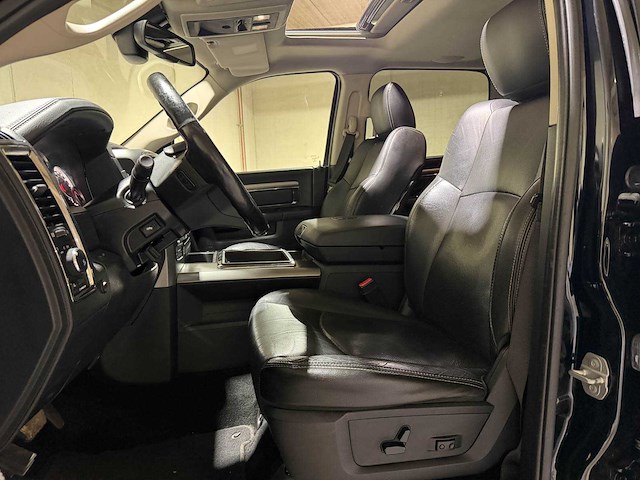 Dodge ram 1500 5.7 v8 quad cab 6'4 401pk 2015 (origineel-nl), vn-540-b bedrijfswagen - afbeelding 35 van  49