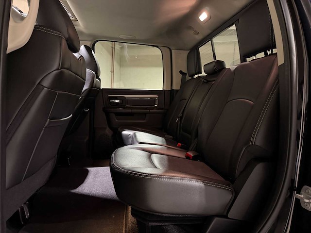 Dodge ram 1500 5.7 v8 quad cab 6'4 401pk 2015 (origineel-nl), vn-540-b bedrijfswagen - afbeelding 37 van  49