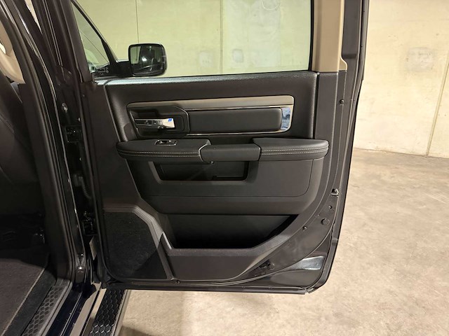 Dodge ram 1500 5.7 v8 quad cab 6'4 401pk 2015 (origineel-nl), vn-540-b bedrijfswagen - afbeelding 42 van  49