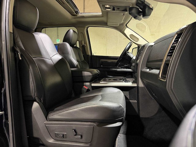 Dodge ram 1500 5.7 v8 quad cab 6'4 401pk 2015 (origineel-nl), vn-540-b bedrijfswagen - afbeelding 45 van  49