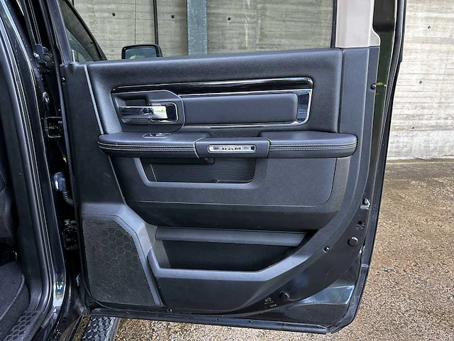 Dodge ram 1500 classic sport widebody 5.7l v8 396pk 2019 (origineel-nl), vbh-17-k - afbeelding 27 van  53
