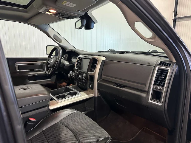 Dodge ram 1500 slt 4x4 automaat 3.6 v6 benzine / lpg vl-141-f - afbeelding 3 van  24