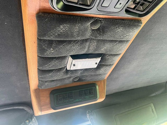 Dodge ram 2500 van globemaster camper automaat, 99-vz-dz - afbeelding 8 van  26
