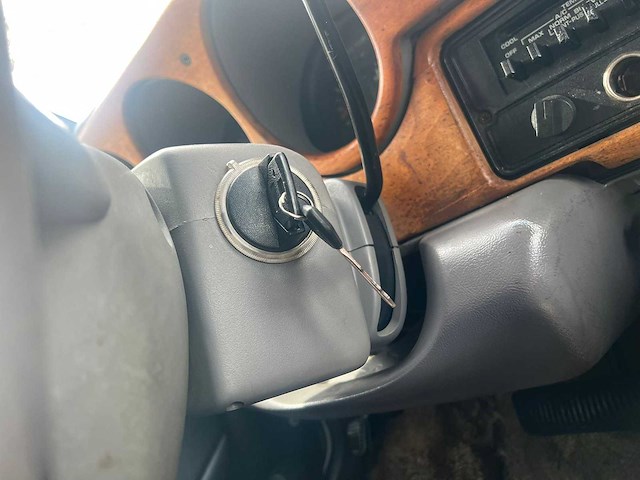 Dodge ram 2500 van globemaster camper automaat, 99-vz-dz - afbeelding 7 van  26