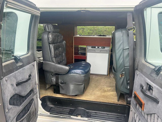 Dodge ram 2500 van globemaster camper automaat, 99-vz-dz - afbeelding 13 van  26