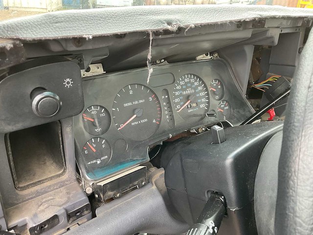 Dodge ram 2500 vliegtuigsleper - afbeelding 1 van  11