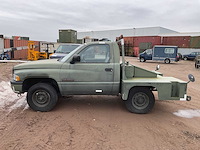 Dodge ram 2500 vliegtuigsleper - afbeelding 8 van  11