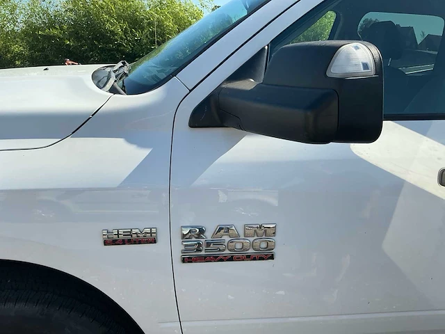 Dodge ram 350 - 2019 - 3500st - heavy duty hemi 6.4l - personenauto - afbeelding 39 van  47