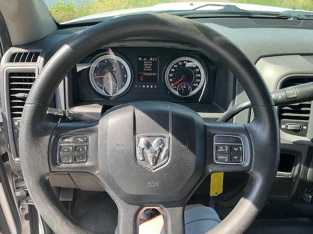 Dodge ram 350 - 2019 - 3500st - heavy duty hemi 6.4l - personenauto - afbeelding 29 van  47