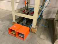 Doedijns pneumatische pers - afbeelding 7 van  9